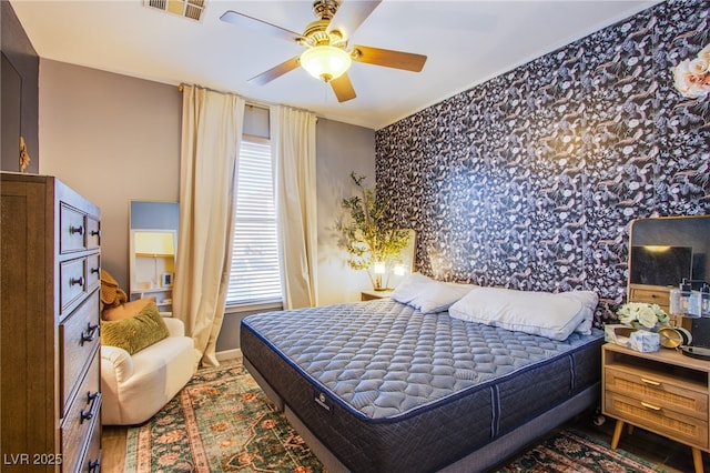 bedroom featuring ceiling fan