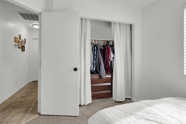 bedroom with a closet