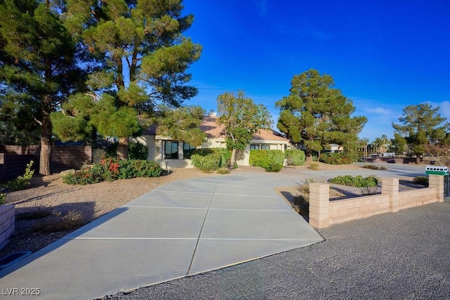 view of front of property