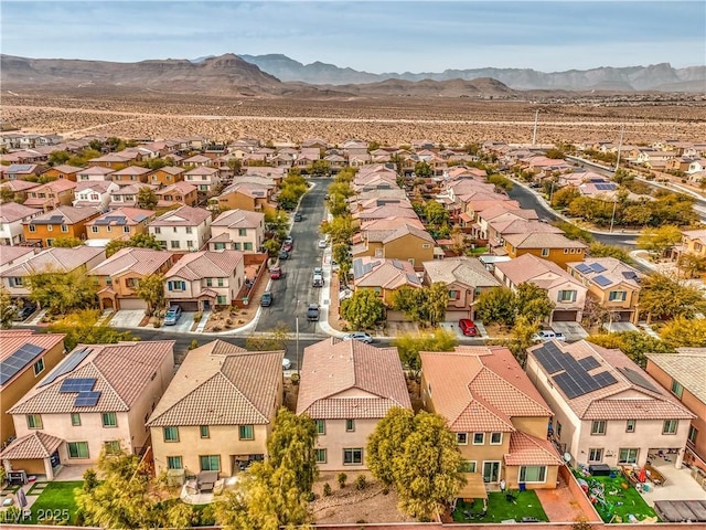 bird's eye view featuring a mountain view