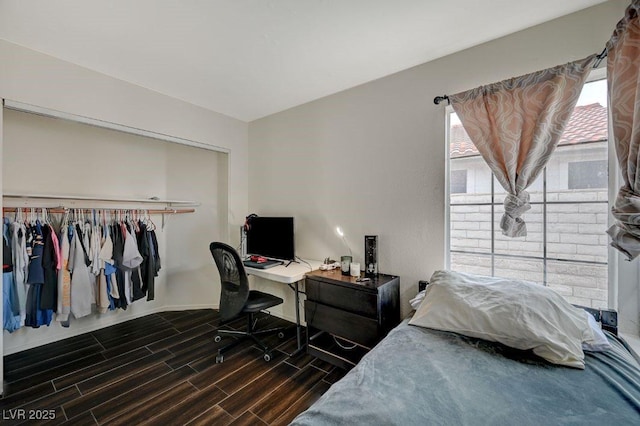 bedroom featuring a closet