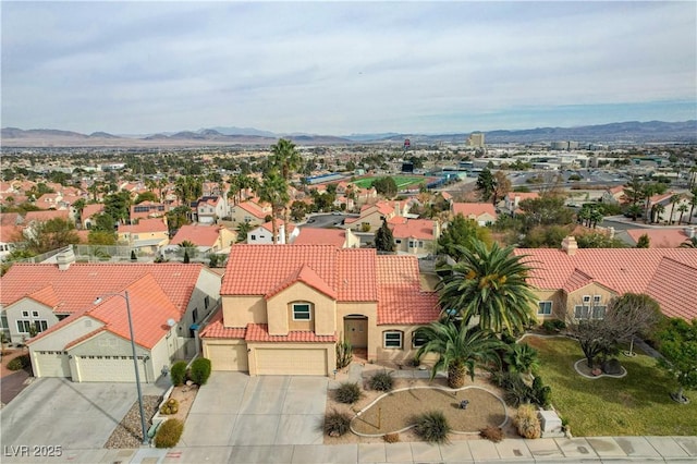 bird's eye view featuring a mountain view