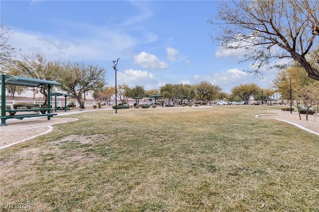9323 Leaping Deer Pl Unit 102, Las Vegas, NV 89178 - view of grassy yard