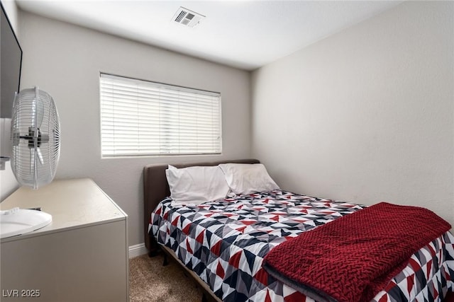 bedroom featuring carpet flooring