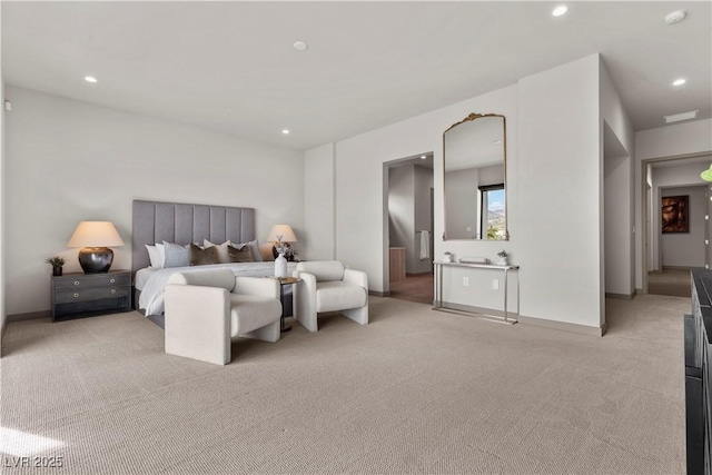 bedroom featuring light carpet, baseboards, visible vents, and recessed lighting