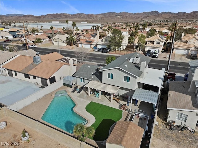 bird's eye view featuring a mountain view