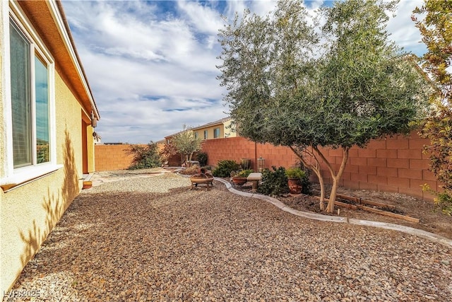 view of yard with a patio area