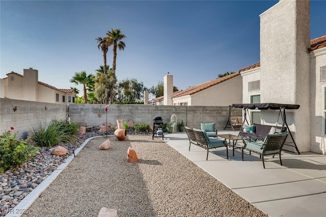 view of yard featuring an outdoor living space and a patio