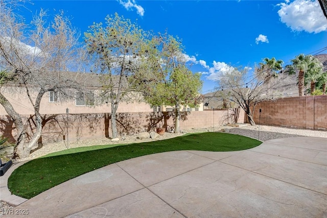 190 Mount Saint Helens Dr, Henderson, NV 89012 - photo 21