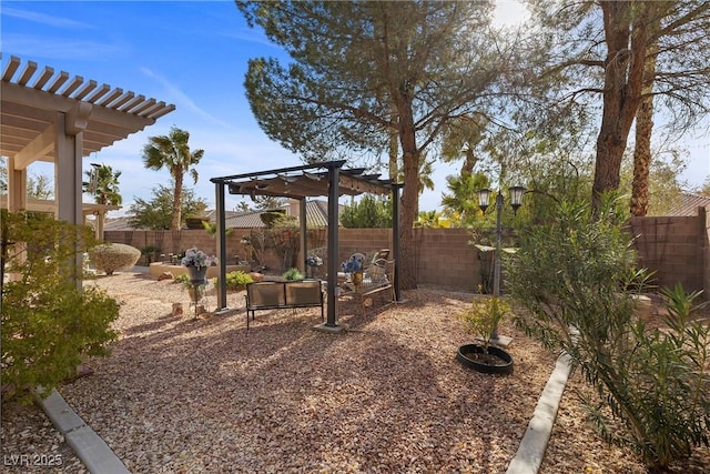 view of yard featuring a pergola