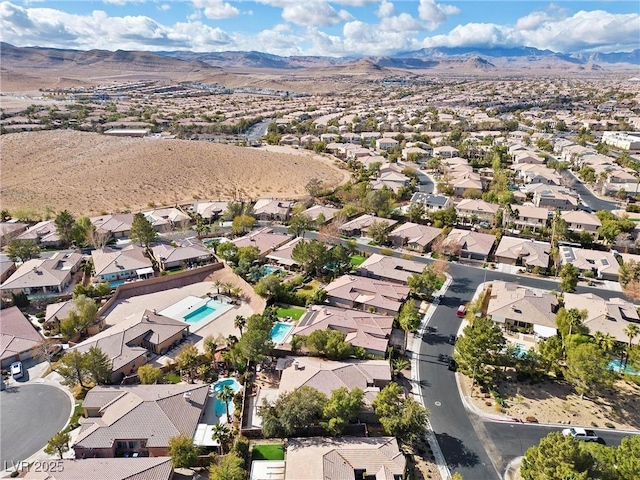 bird's eye view featuring a mountain view