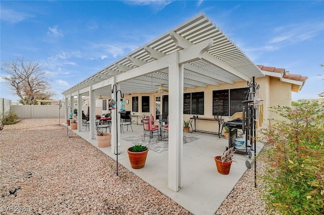 view of patio featuring a pergola