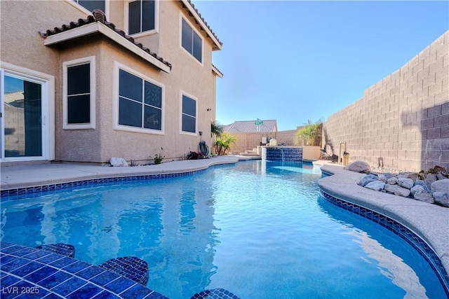 view of swimming pool featuring pool water feature