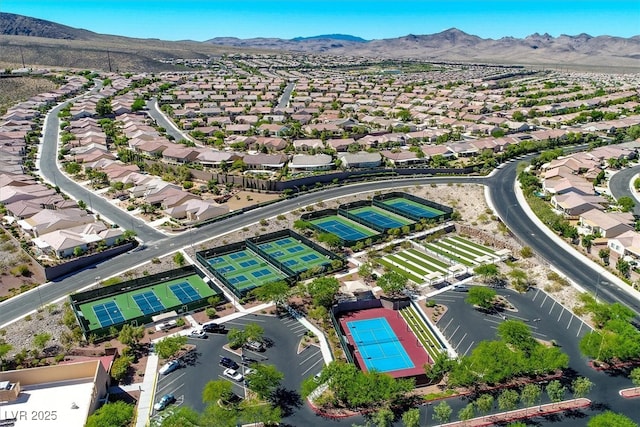 bird's eye view featuring a mountain view