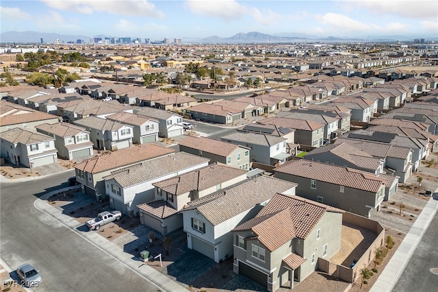 bird's eye view featuring a mountain view