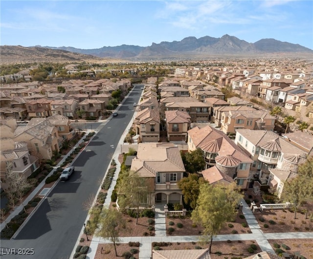 bird's eye view with a mountain view