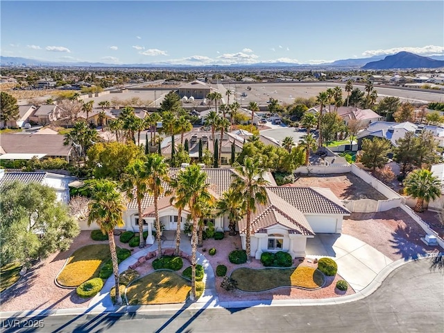 bird's eye view with a mountain view