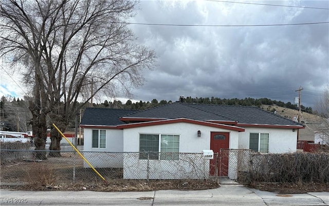 view of front of property