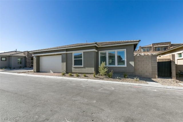 view of front facade with a garage