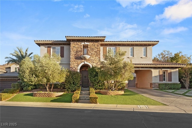 view of mediterranean / spanish-style house