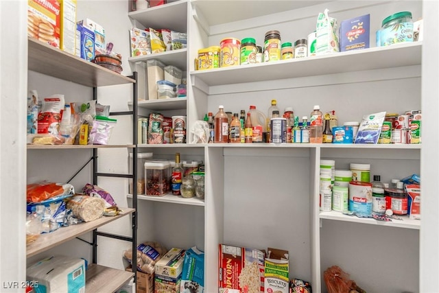 4410 E Boston Ave, Las Vegas, NV 89104 - view of pantry