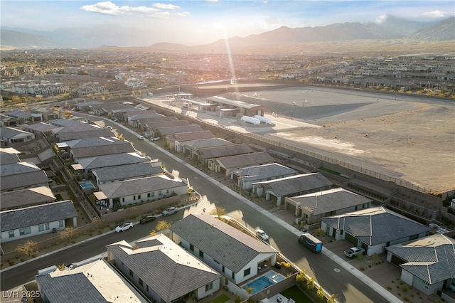 bird's eye view featuring a mountain view