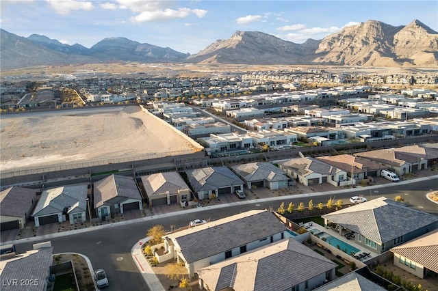 bird's eye view featuring a mountain view