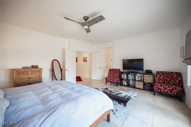 bedroom with ceiling fan