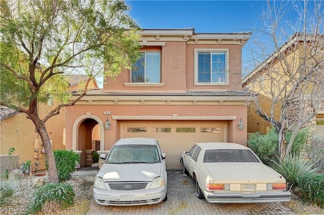 view of front of house featuring a garage