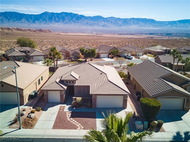 bird's eye view featuring a mountain view