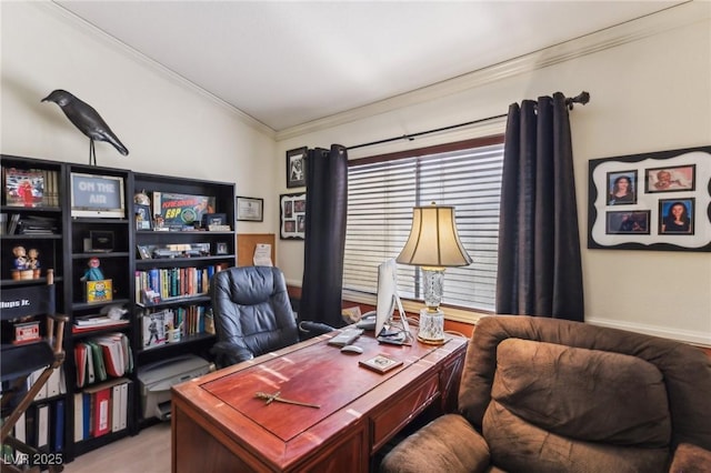 office with crown molding