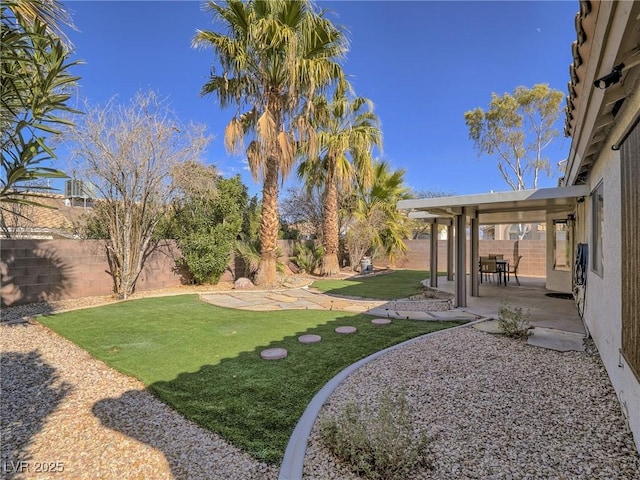 view of yard with a patio