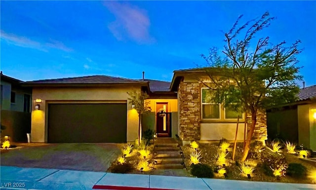 view of front facade with a garage