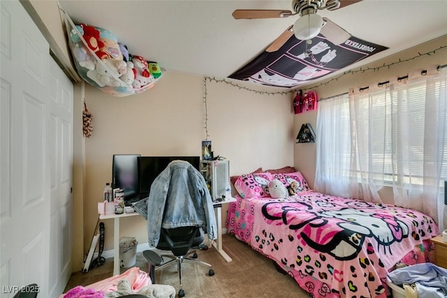 bedroom featuring carpet and ceiling fan