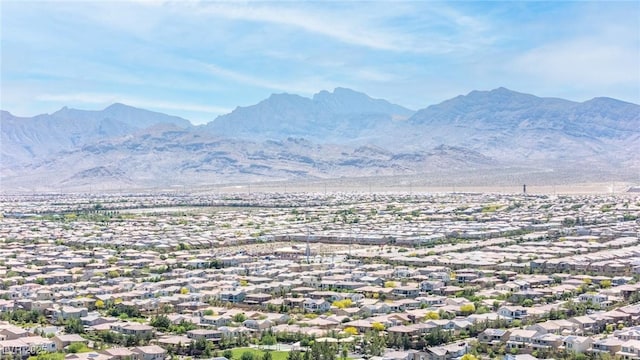 9527 Havasu Canyon Ave, Las Vegas, NV 89166 - view of mountain backdrop featuring nearby suburban area