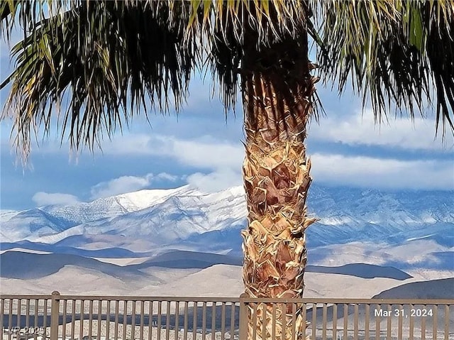 property view of mountains