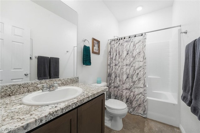 full bathroom with shower / bath combo with shower curtain, vanity, and toilet