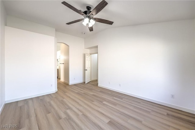 unfurnished bedroom featuring ceiling fan and light wood-type flooring