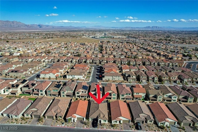 bird's eye view featuring a mountain view