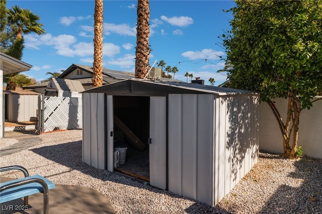 view of outbuilding