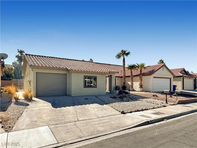 view of front facade featuring a garage