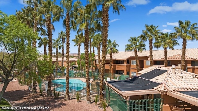 view of swimming pool