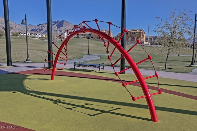 view of property's community featuring a mountain view