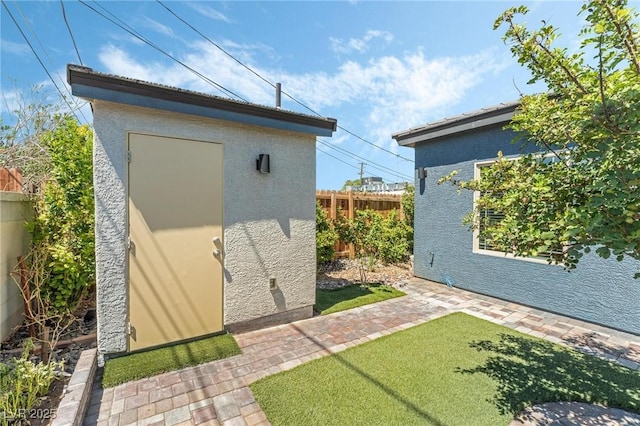 exterior space featuring a lawn