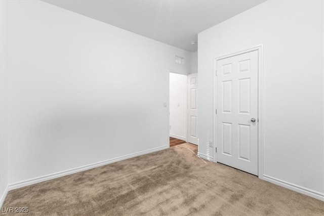 empty room with carpet