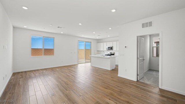 637 N Water St, Henderson, NV 89015 - photo 4