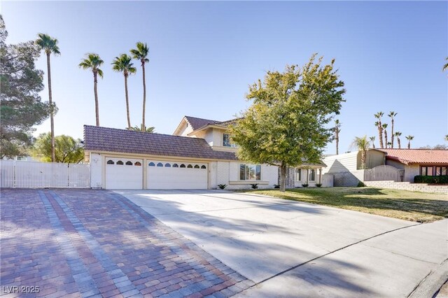 view of front facade with a garage