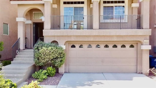 view of front facade with a garage