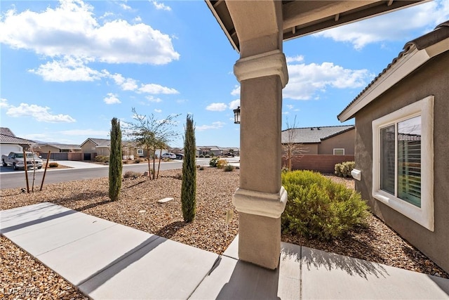 view of yard featuring a patio area