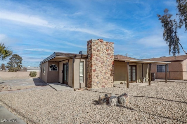 view of front of property with a patio area